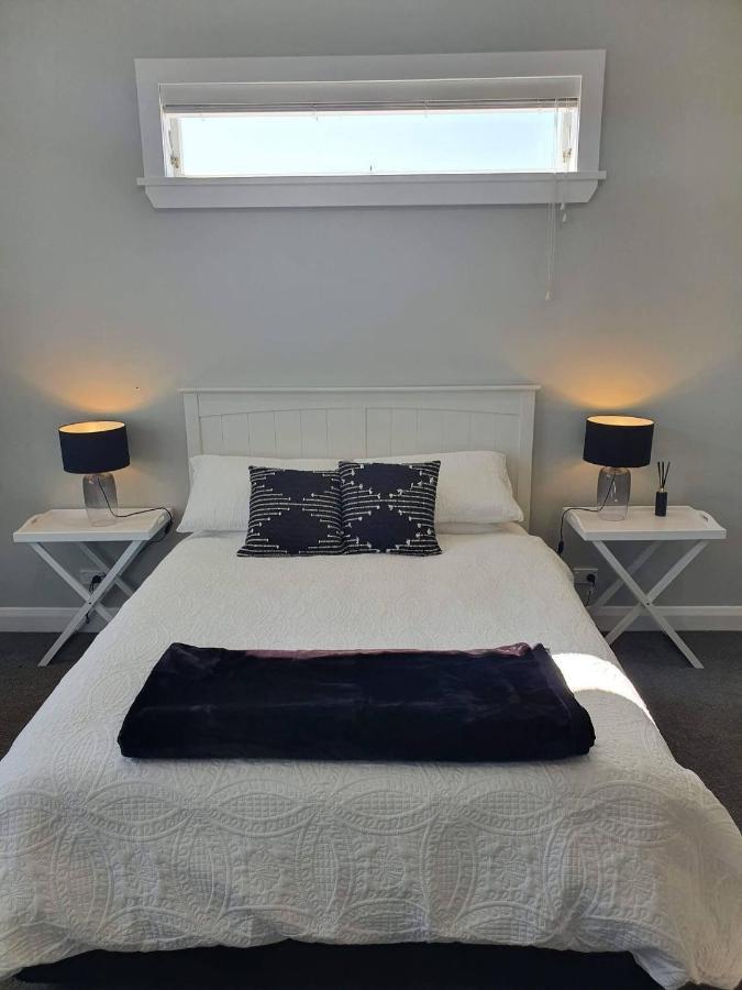 Tauranga - Big, Beautiful Villa On The Water! Экстерьер фото
