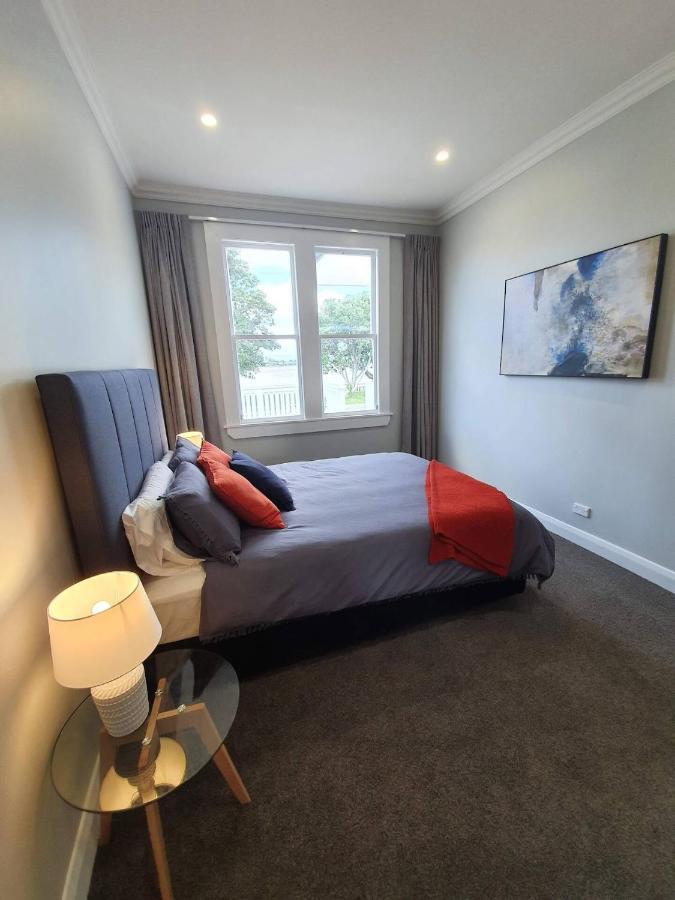 Tauranga - Big, Beautiful Villa On The Water! Экстерьер фото