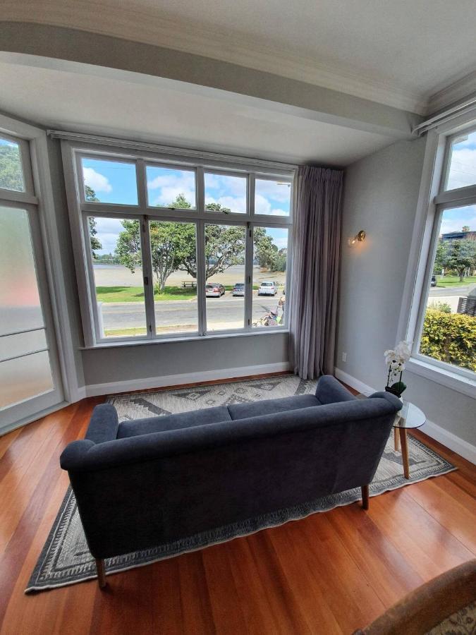 Tauranga - Big, Beautiful Villa On The Water! Экстерьер фото