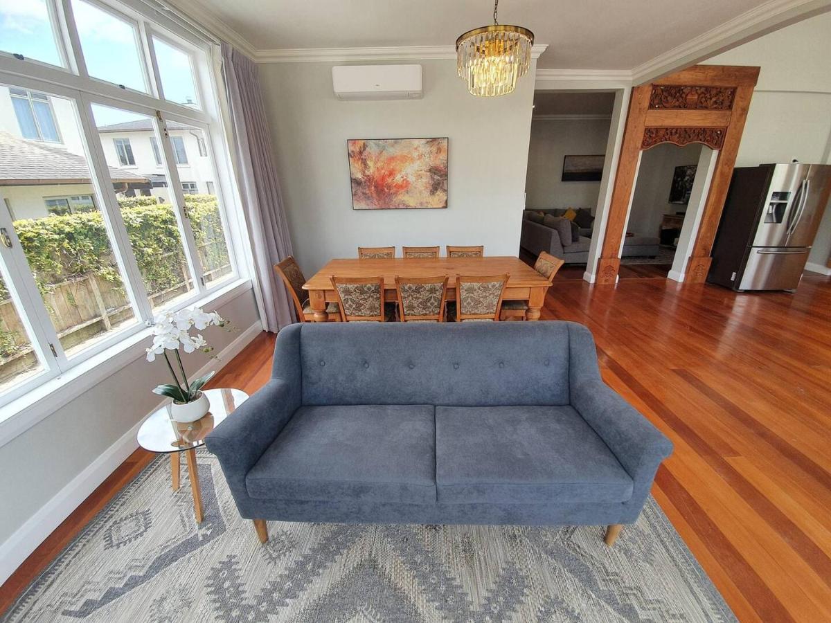 Tauranga - Big, Beautiful Villa On The Water! Экстерьер фото