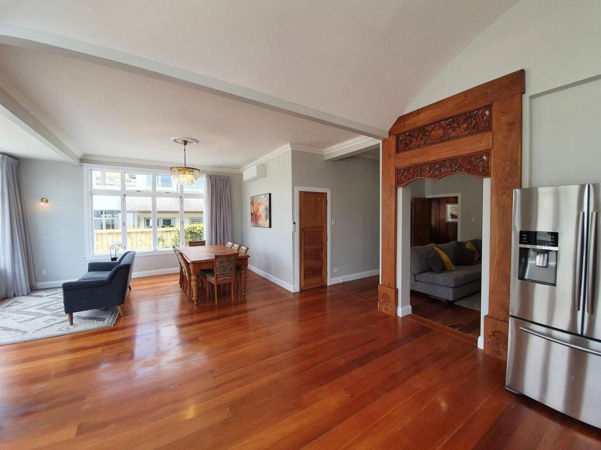 Tauranga - Big, Beautiful Villa On The Water! Экстерьер фото
