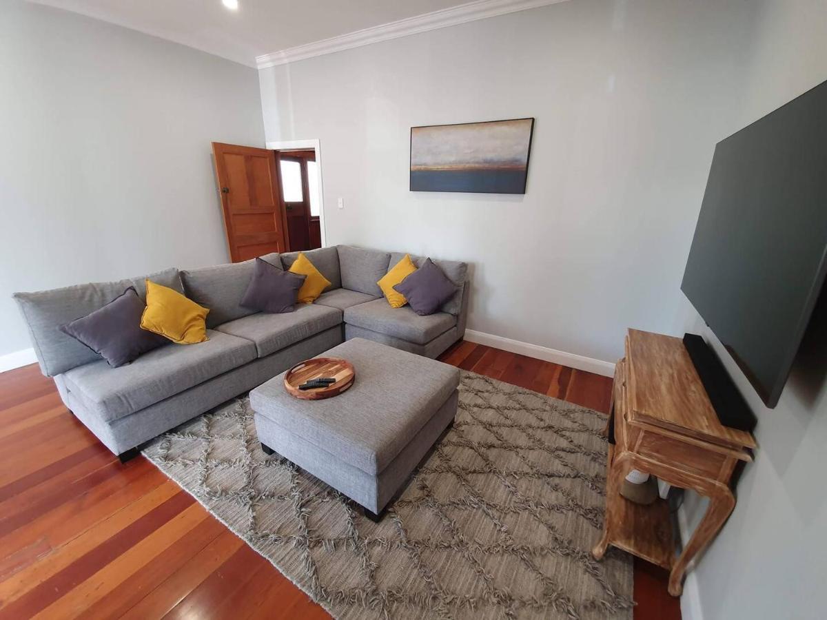 Tauranga - Big, Beautiful Villa On The Water! Экстерьер фото